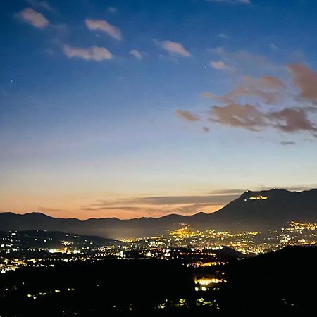 Villa Mandetta B&B Santo Stefano del Sole Eksteriør bilde
