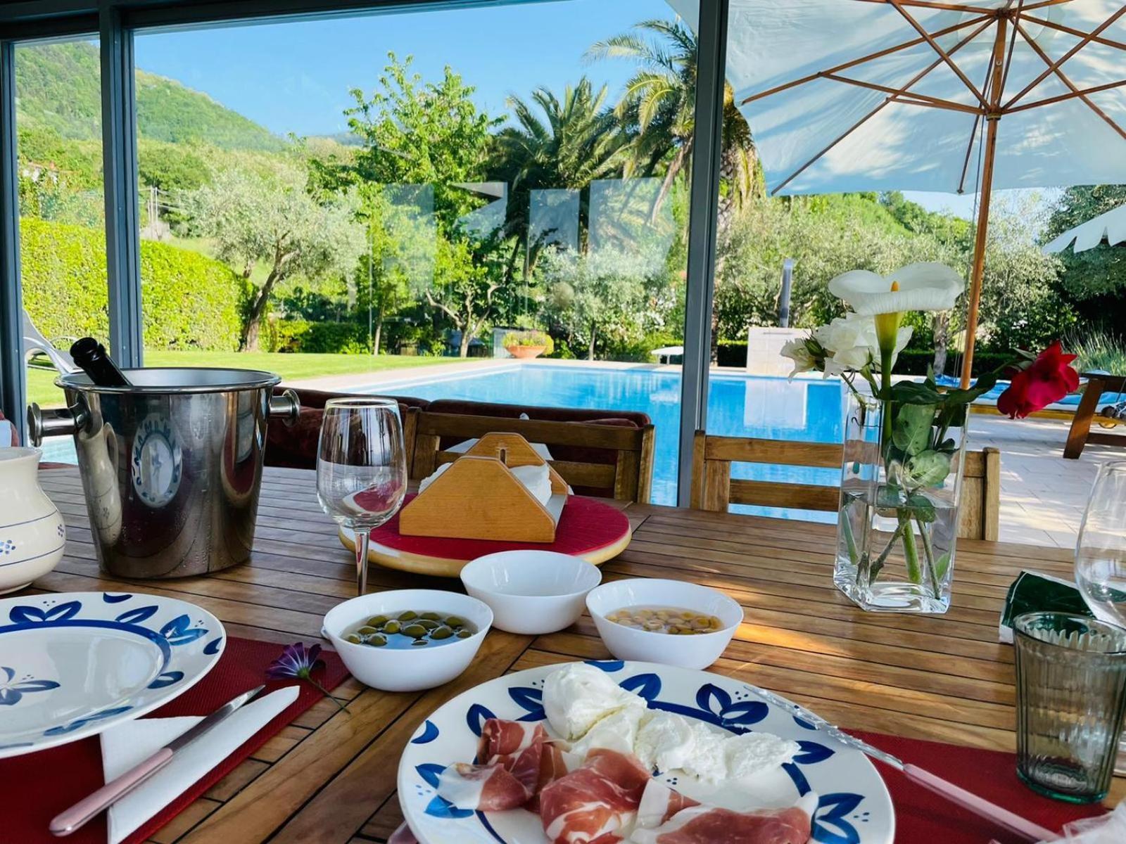 Villa Mandetta B&B Santo Stefano del Sole Eksteriør bilde
